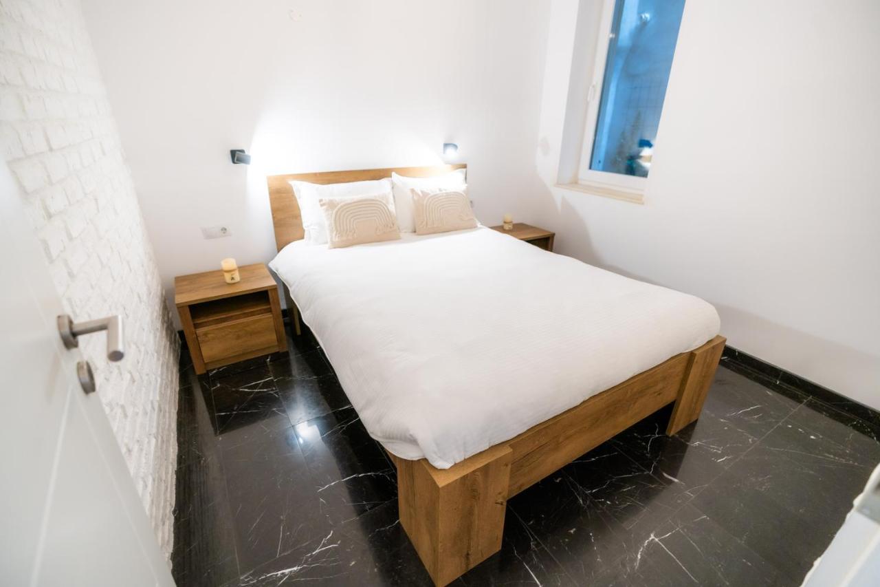 Guest Studio Apartment Брашов Екстериор снимка
